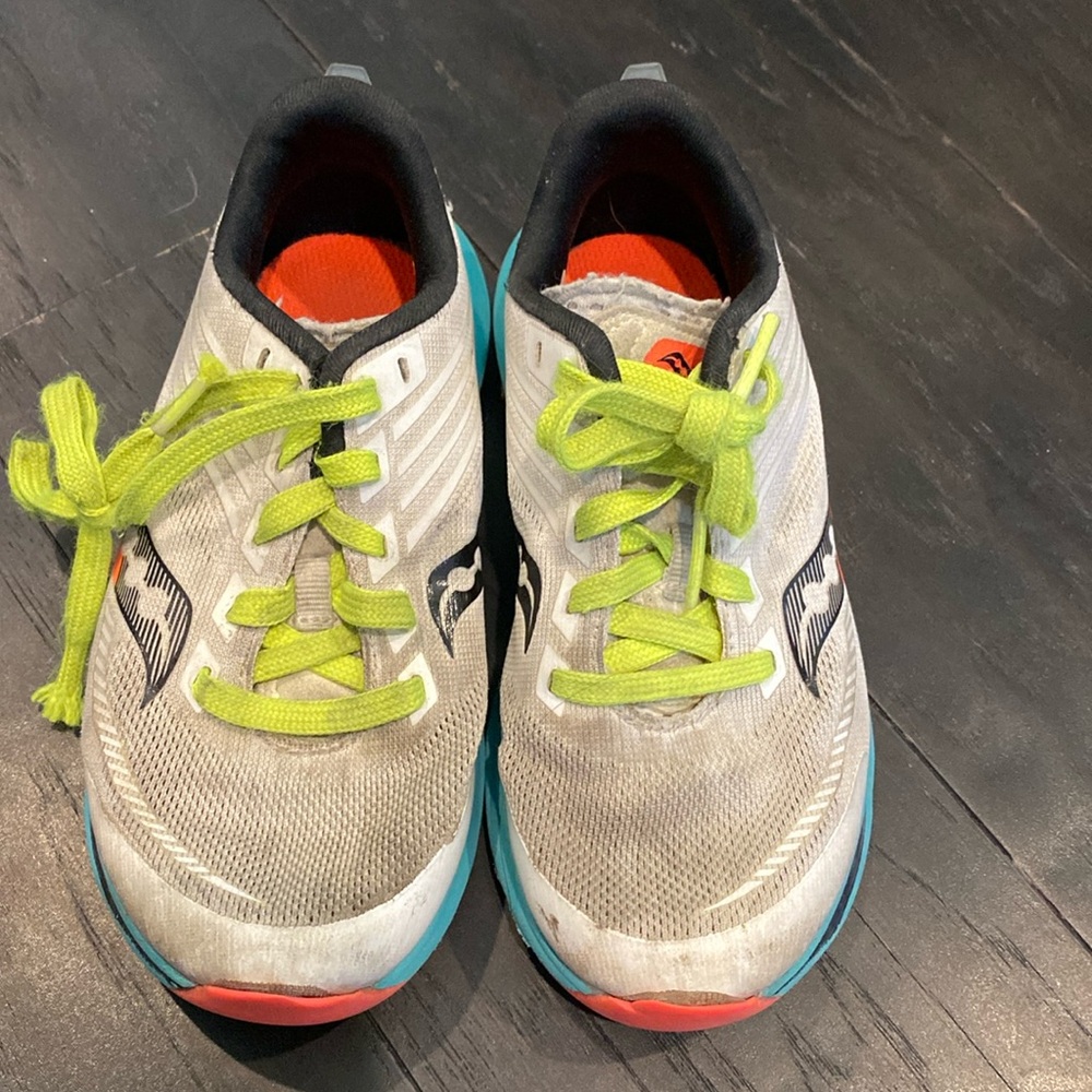 Sz 10.5 Girls Saucony Unisex-Child Cohesion Lace to Toe Running Shoe